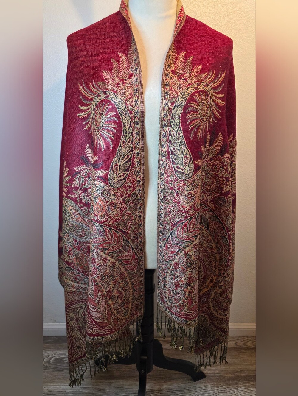 Jacquard Paisley Pattern Reversible Pashmina Shawl Wrap with Fringe (238)